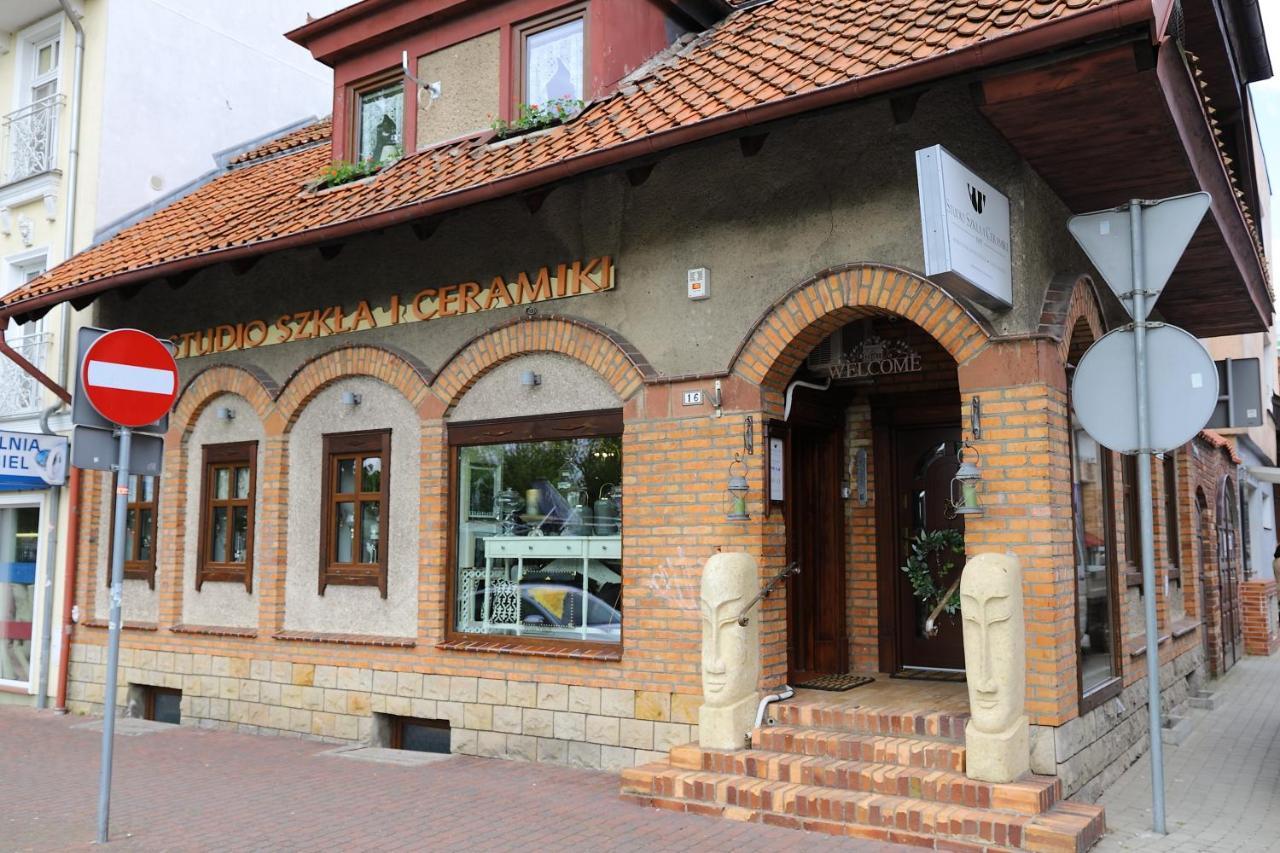 Maly Domek Apartment Kolobrzeg Exterior photo